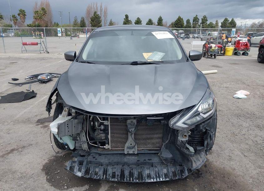 Photo 13 of 2019 Nissan Sentra SV (VIN 3N1AB7AP2KY451283)
