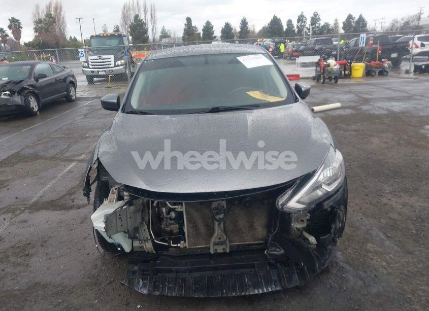 Photo 6 of 2019 Nissan Sentra SV (VIN 3N1AB7AP2KY451283)