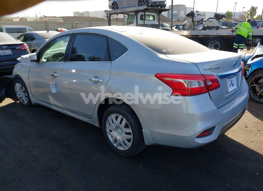 Photo 3 of 2019 Nissan Sentra S (VIN 3N1AB7AP2KY453082)