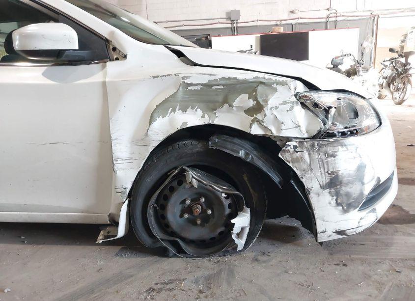 Photo 6 of 2013 Nissan Sentra SV (VIN 3N1AB7AP3DL665134)