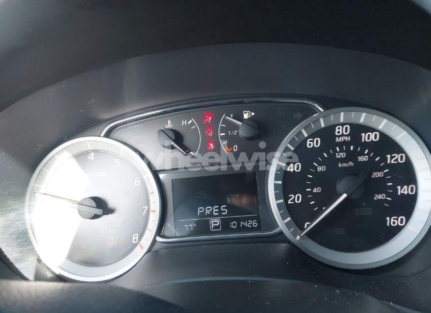 Photo 7 of 2013 Nissan Sentra SR (VIN 3N1AB7AP3DL683911)