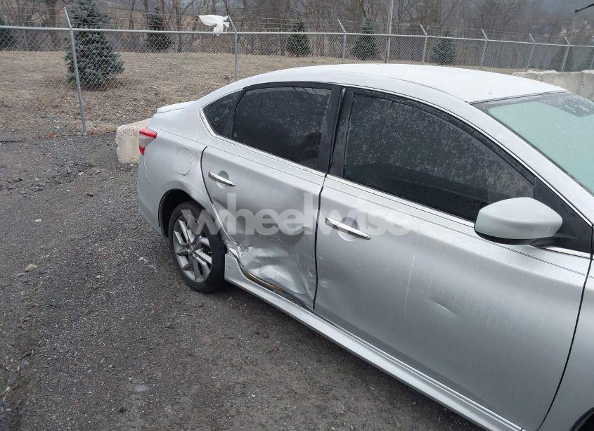 Photo 6 of 2013 Nissan Sentra SR (VIN 3N1AB7AP3DL702876)