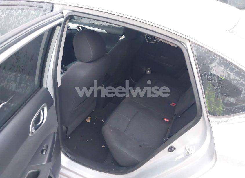 Photo 8 of 2013 Nissan Sentra SR (VIN 3N1AB7AP3DL702876)