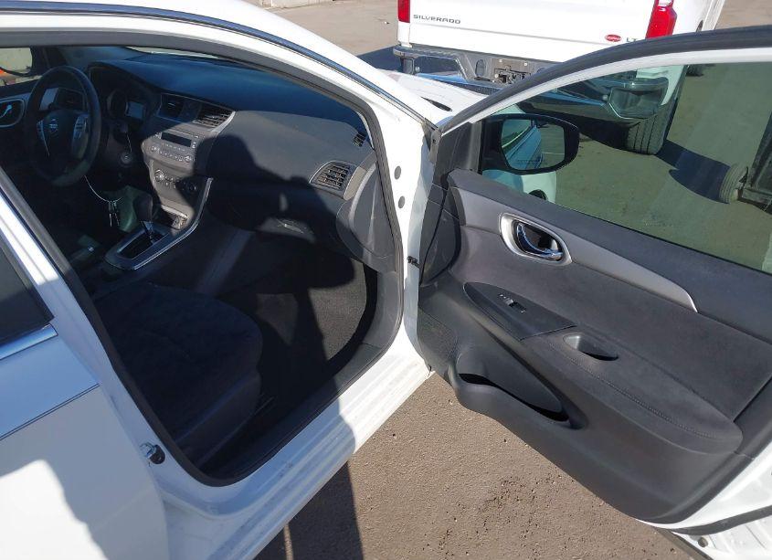 Photo 5 of 2013 Nissan Sentra SV (VIN 3N1AB7AP3DL747672)