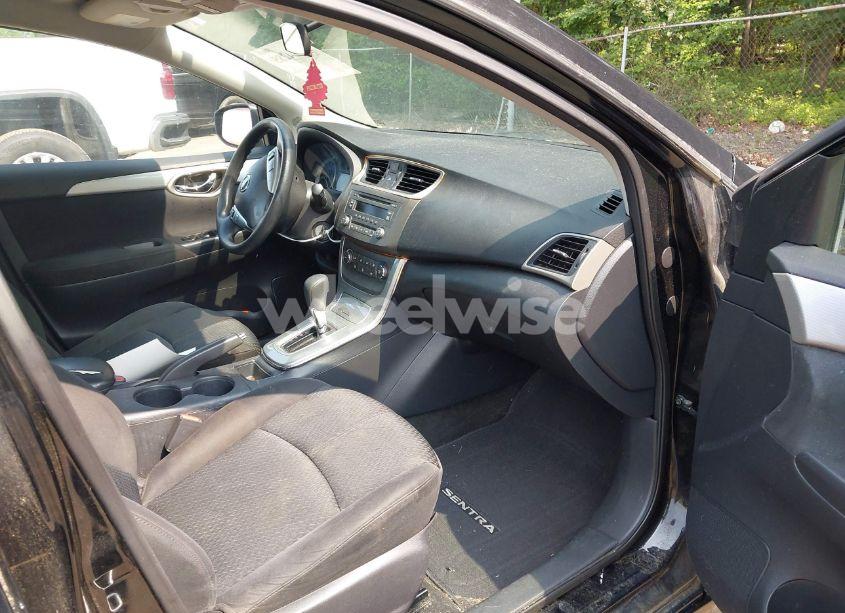 Photo 5 of 2014 Nissan Sentra SR (VIN 3N1AB7AP3EL634113)