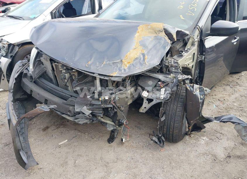 Photo 6 of 2014 Nissan Sentra S (VIN 3N1AB7AP3EL695672)