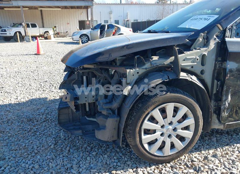 Photo 6 of 2014 Nissan Sentra FE+ S/FE+ SV/S/SL/SR/SV (VIN 3N1AB7AP3EY252795)