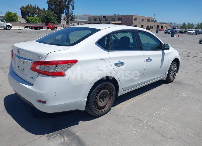 Photo 4 of 2014 Nissan Sentra FE+ S/FE+ SV/S/SL/SR/SV (VIN 3N1AB7AP3EY255213)