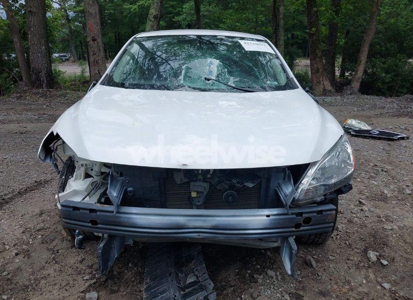 Photo 6 of 2014 Nissan Sentra SR (VIN 3N1AB7AP3EY308718)