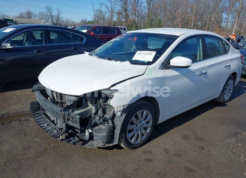 Photo 2 of 2015 Nissan Sentra FE+ S/S/SL/SR/SV (VIN 3N1AB7AP3FL654945)