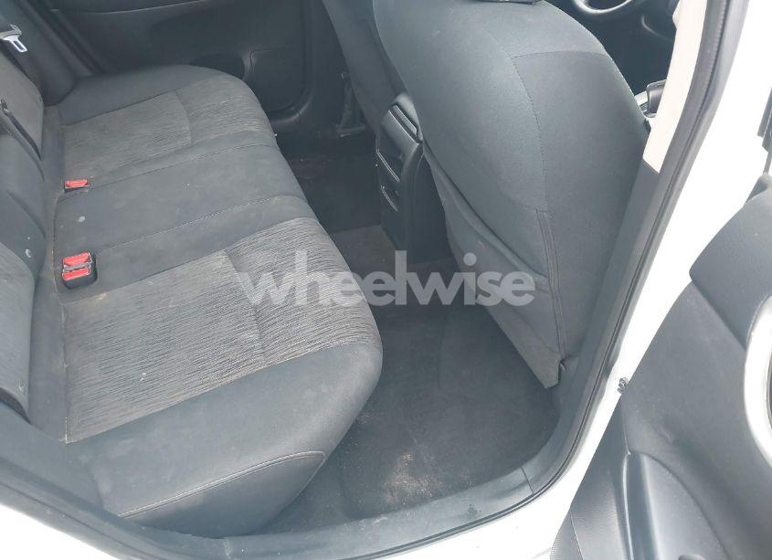 Photo 8 of 2015 Nissan Sentra SV (VIN 3N1AB7AP3FL661846)