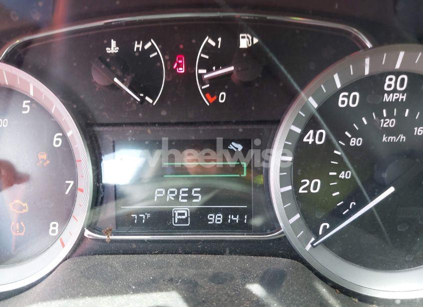 Photo 7 of 2015 Nissan Sentra SV (VIN 3N1AB7AP3FL664696)