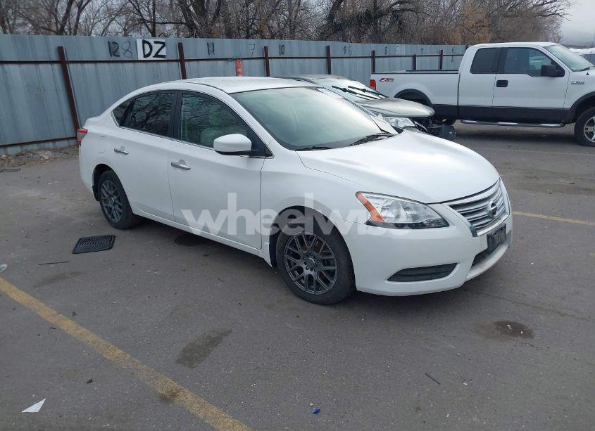 2015 Nissan Sentra SV (VIN 3N1AB7AP3FL679103) main photo