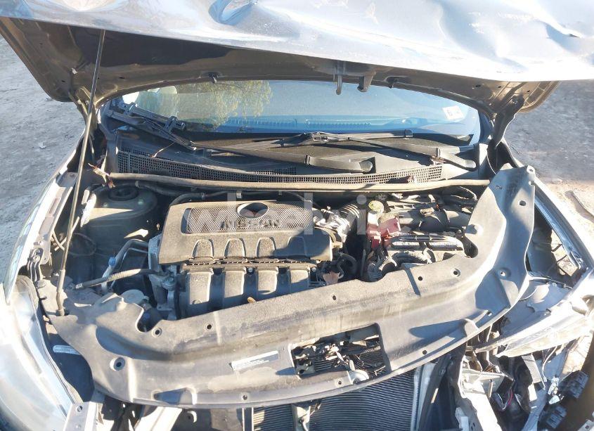 Photo 10 of 2015 Nissan Sentra SV (VIN 3N1AB7AP3FL693776)