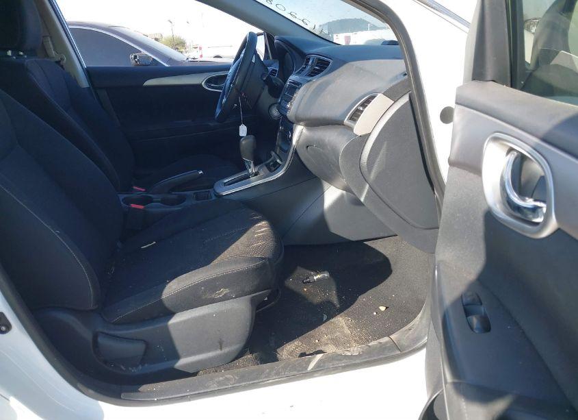 Photo 5 of 2015 Nissan Sentra FE+ S/S/SL/SR/SV (VIN 3N1AB7AP3FY220401)