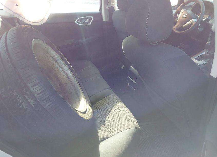 Photo 8 of 2015 Nissan Sentra S (VIN 3N1AB7AP3FY229972)