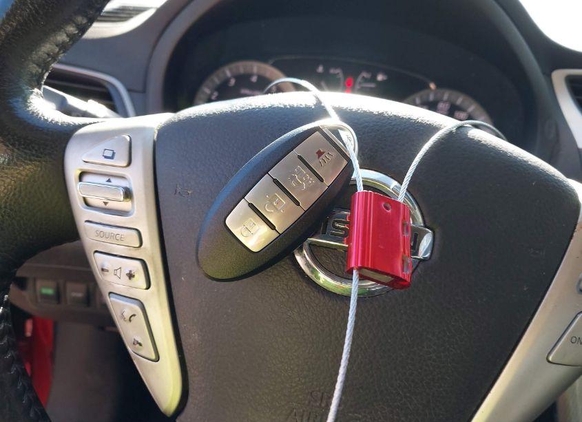 Photo 11 of 2015 Nissan Sentra SR (VIN 3N1AB7AP3FY250952)