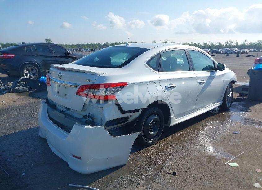 Photo 4 of 2015 Nissan Sentra SR (VIN 3N1AB7AP3FY252118)