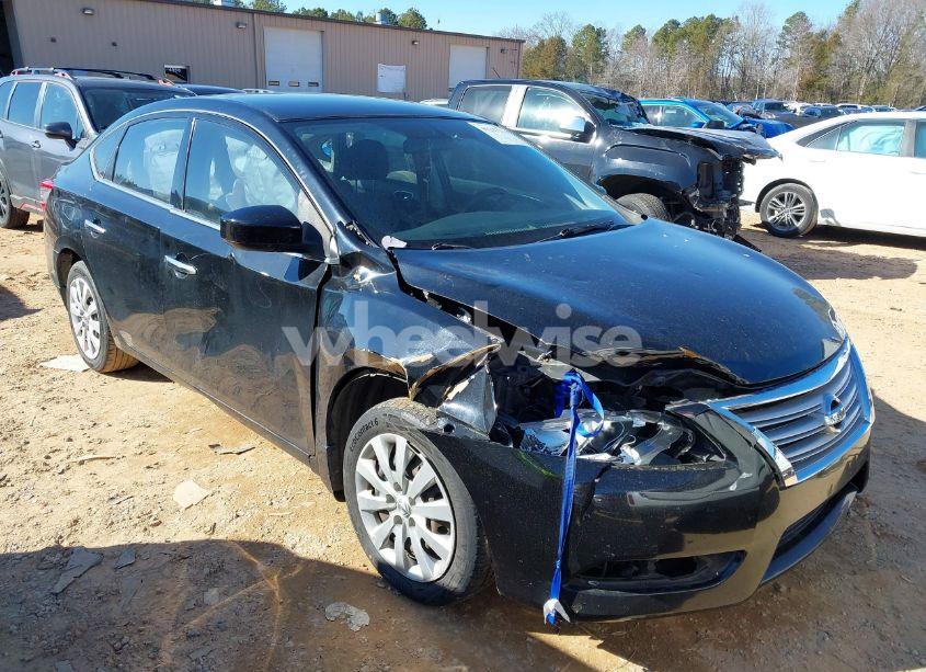 2015 Nissan Sentra S (VIN 3N1AB7AP3FY257061) main photo