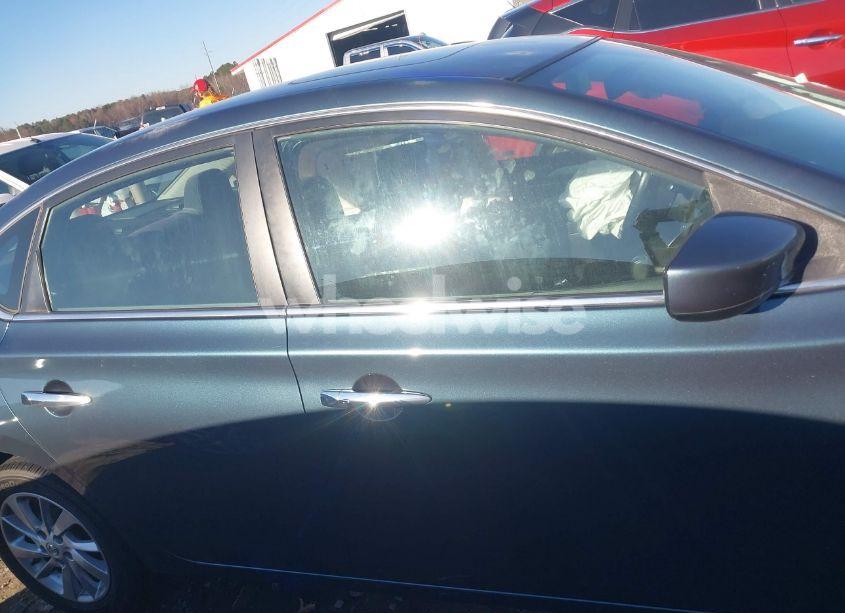 Photo 13 of 2015 Nissan Sentra SV (VIN 3N1AB7AP3FY270411)