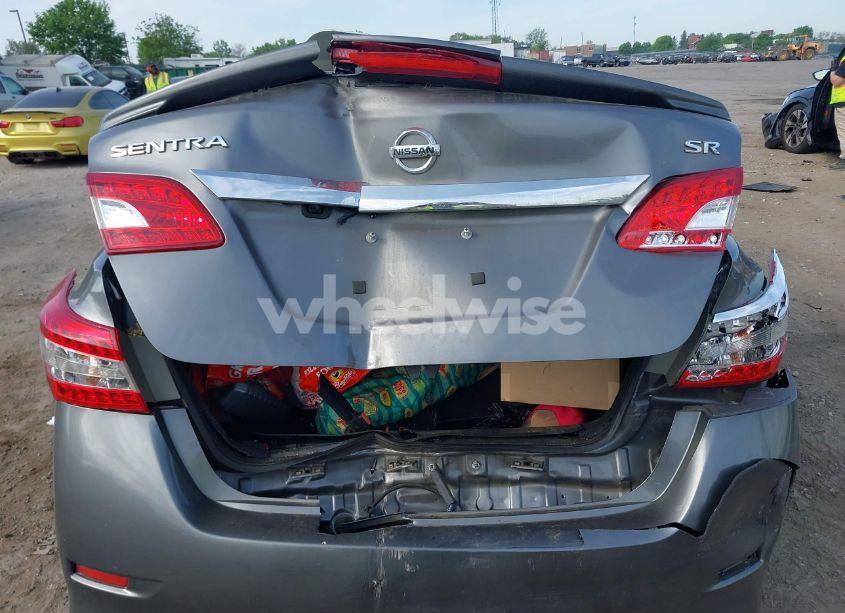 Photo 6 of 2015 Nissan Sentra SR (VIN 3N1AB7AP3FY297396)