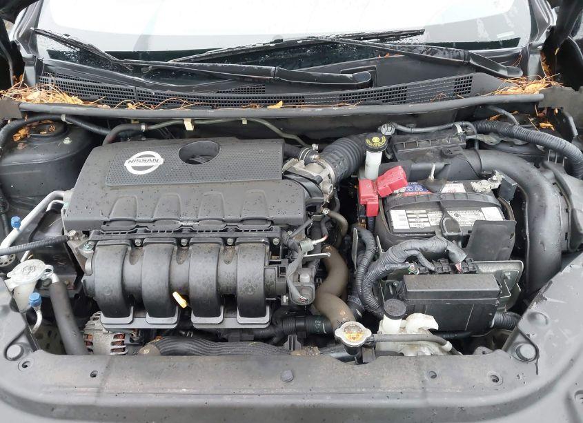 Photo 10 of 2015 Nissan Sentra SR (VIN 3N1AB7AP3FY298418)