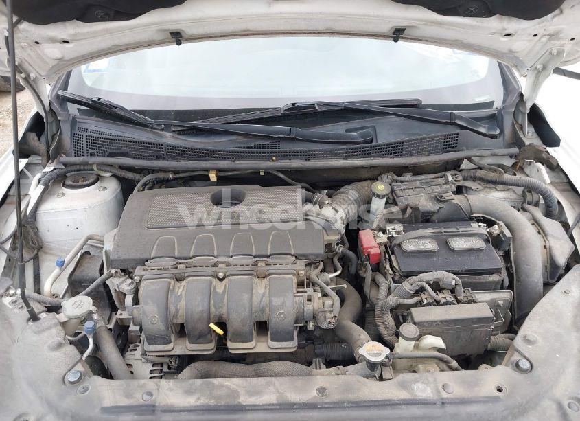 Photo 10 of 2015 Nissan Sentra SV (VIN 3N1AB7AP3FY341123)