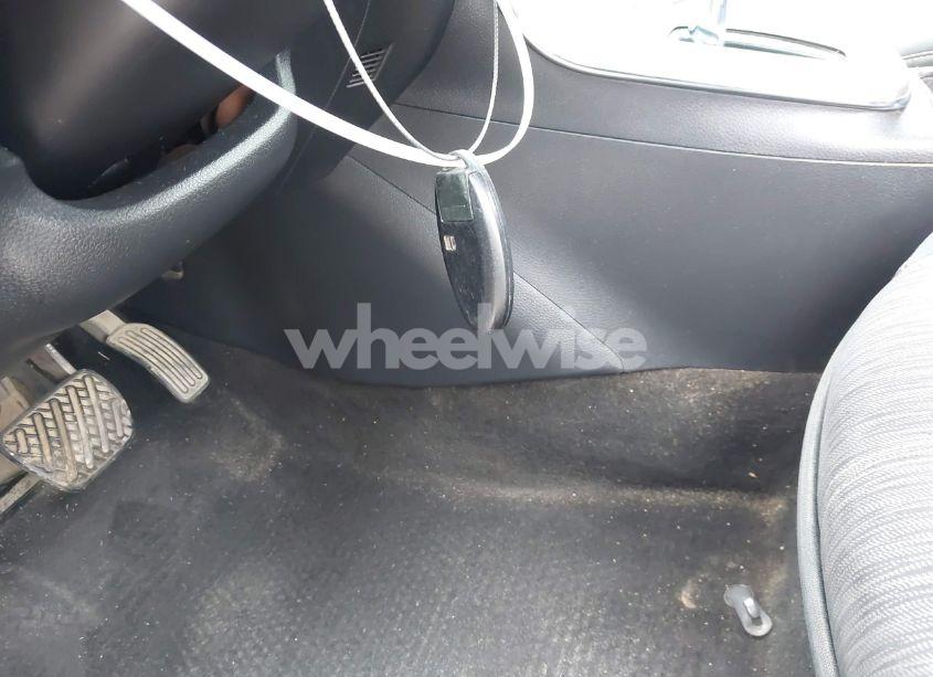 Photo 11 of 2015 Nissan Sentra SV (VIN 3N1AB7AP3FY341123)