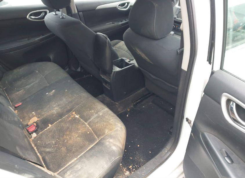 Photo 8 of 2015 Nissan Sentra S (VIN 3N1AB7AP3FY343079)
