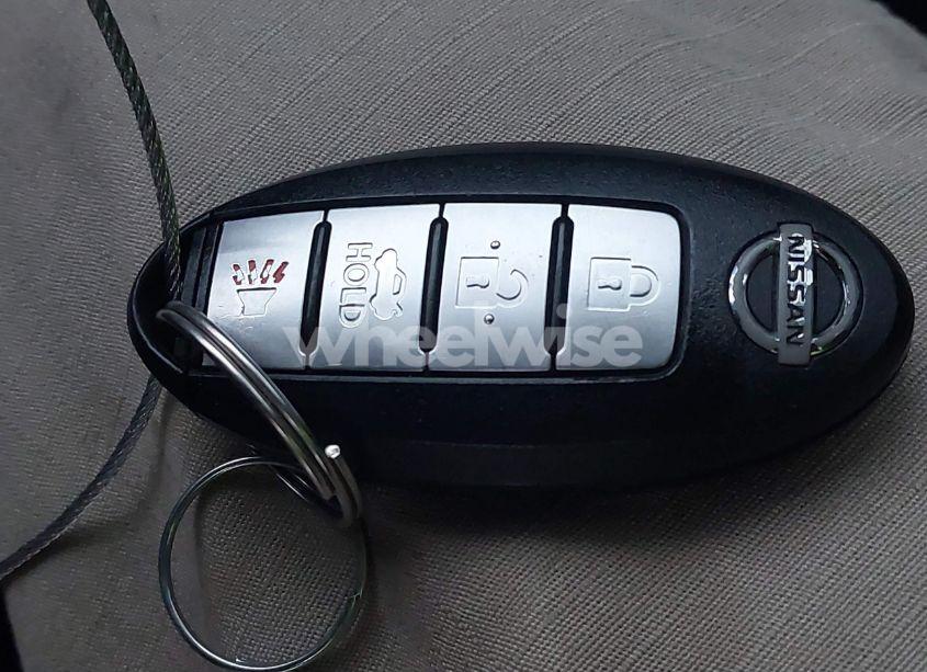 Photo 11 of 2015 Nissan Sentra SL (VIN 3N1AB7AP3FY347312)