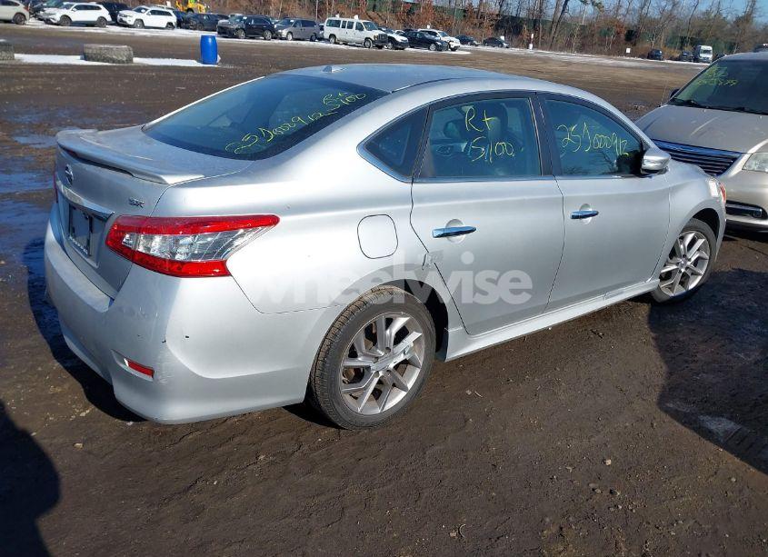 Photo 4 of 2015 Nissan Sentra SR (VIN 3N1AB7AP3FY350176)