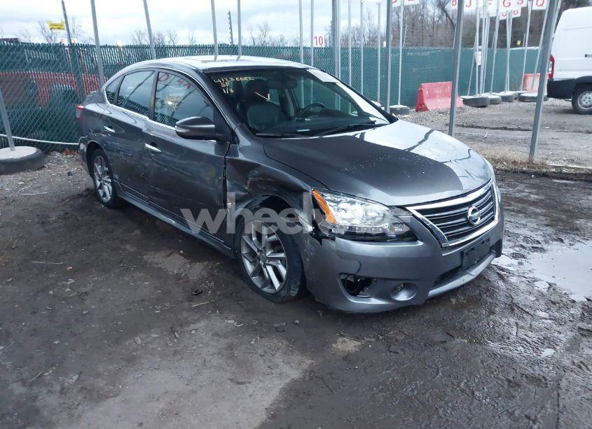 2015 Nissan Sentra SR (VIN 3N1AB7AP3FY352137) main photo