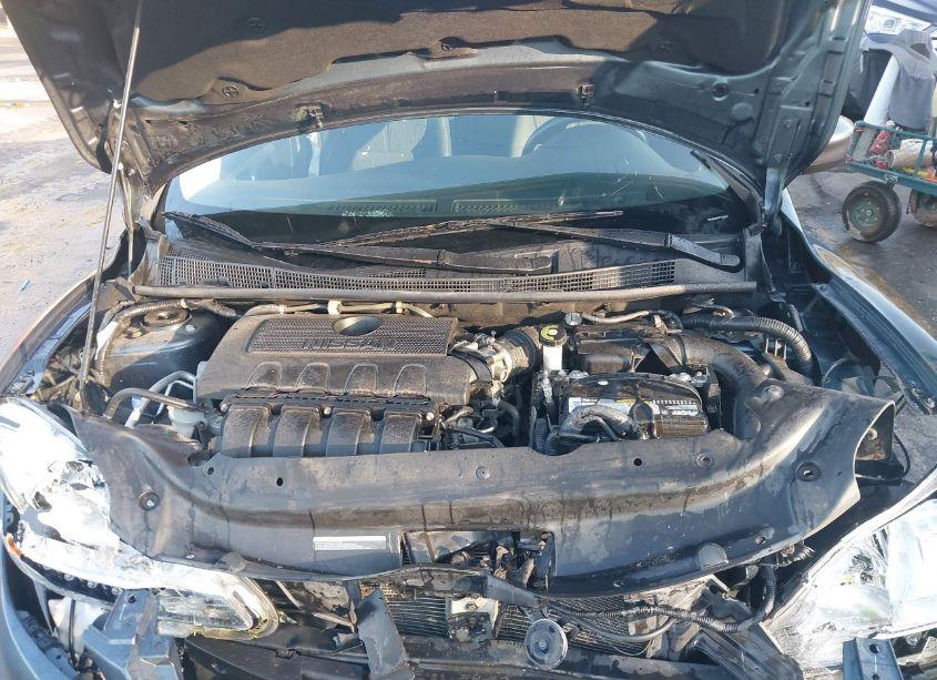 Photo 10 of 2015 Nissan Sentra SV (VIN 3N1AB7AP3FY356057)
