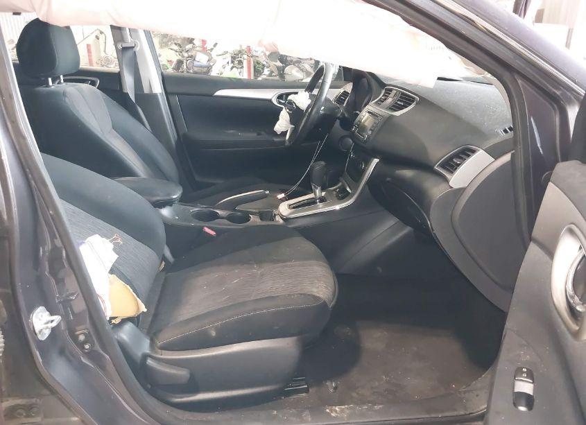 Photo 5 of 2015 Nissan Sentra SV (VIN 3N1AB7AP3FY358388)
