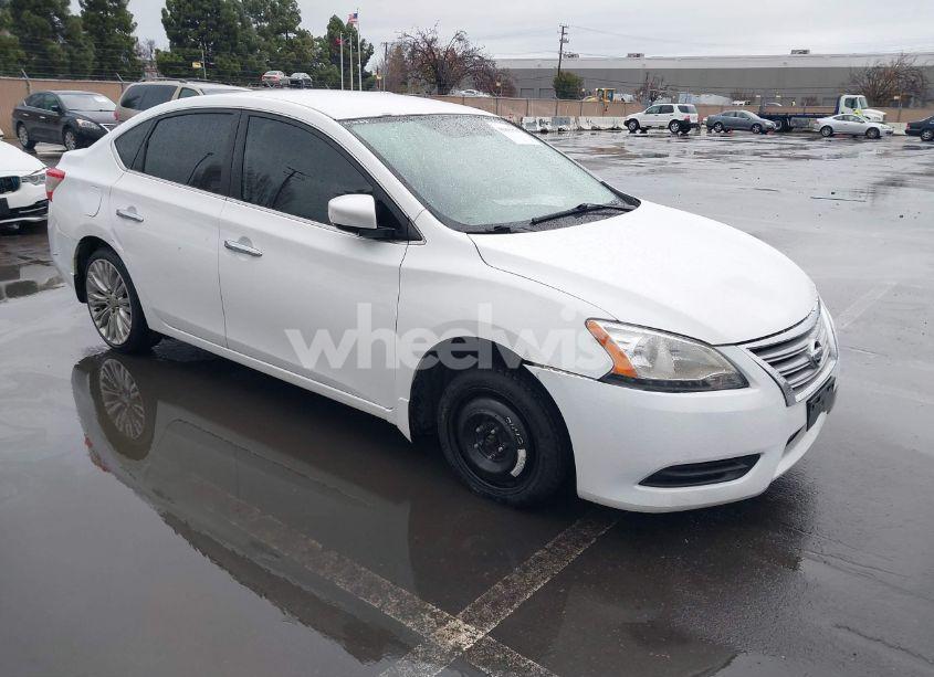 2015 Nissan Sentra S (VIN 3N1AB7AP3FY376292) main photo