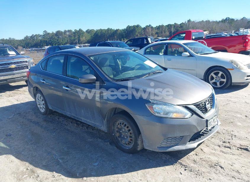 2016 Nissan Sentra SV (VIN 3N1AB7AP3GL659371) main photo