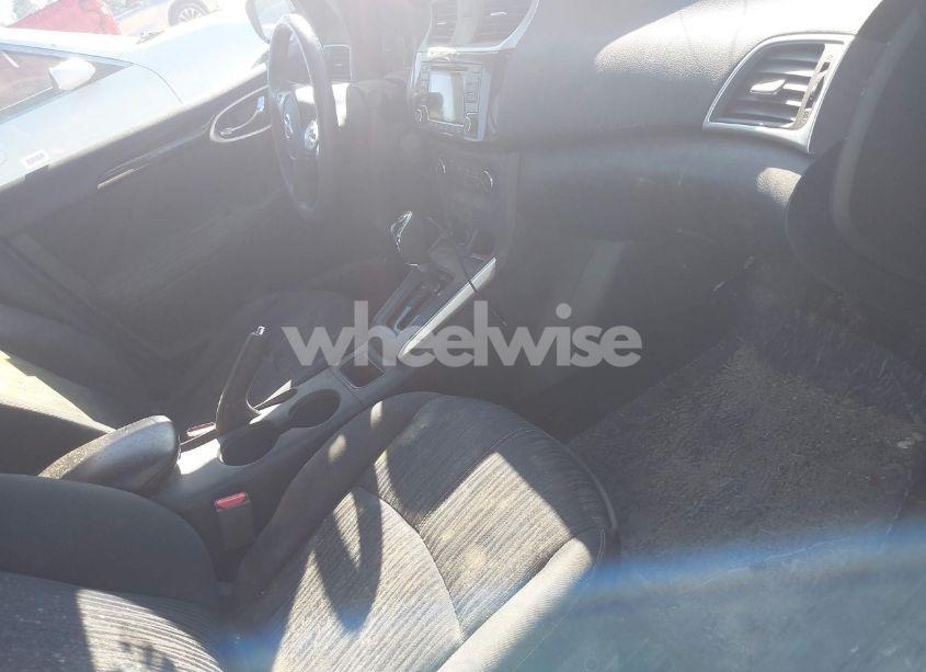 Photo 5 of 2016 Nissan Sentra SV (VIN 3N1AB7AP3GL659371)