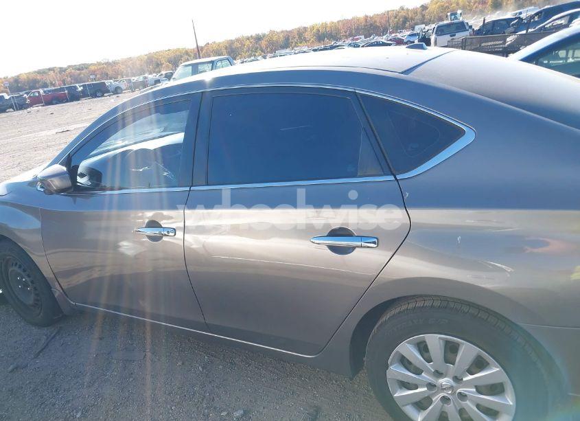 Photo 14 of 2016 Nissan Sentra SV (VIN 3N1AB7AP3GL671424)