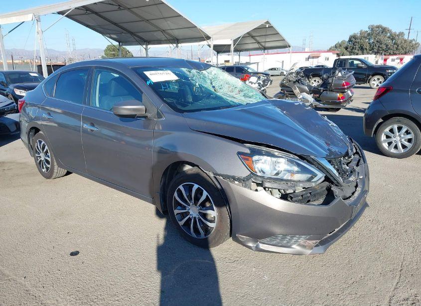 2016 Nissan Sentra SV (VIN 3N1AB7AP3GL675635) main photo