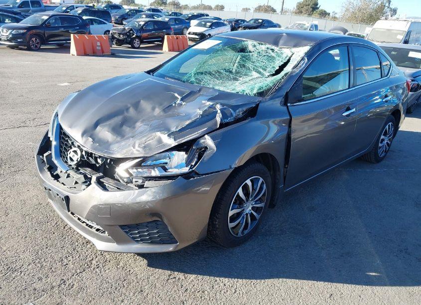 Photo 2 of 2016 Nissan Sentra SV (VIN 3N1AB7AP3GL675635)