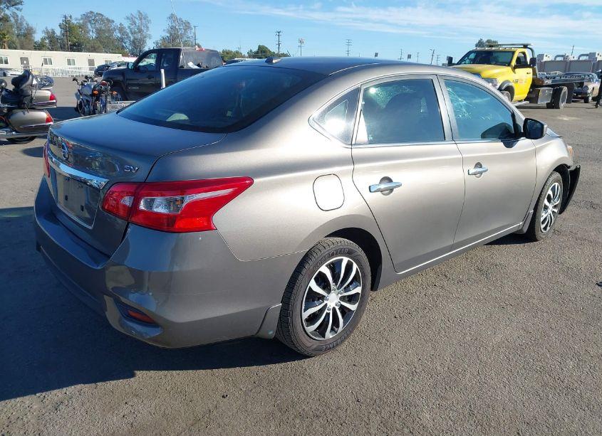 Photo 4 of 2016 Nissan Sentra SV (VIN 3N1AB7AP3GL675635)