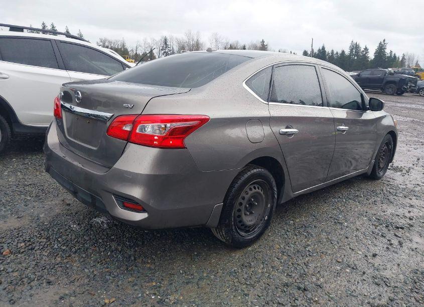 Photo 4 of 2016 Nissan Sentra SV (VIN 3N1AB7AP3GL682231)