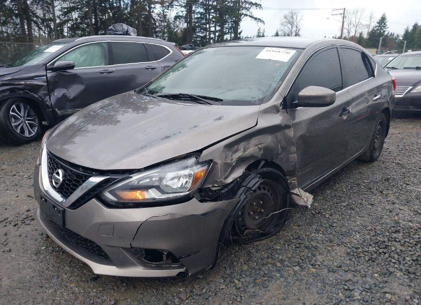 Photo 6 of 2016 Nissan Sentra SV (VIN 3N1AB7AP3GL682231)