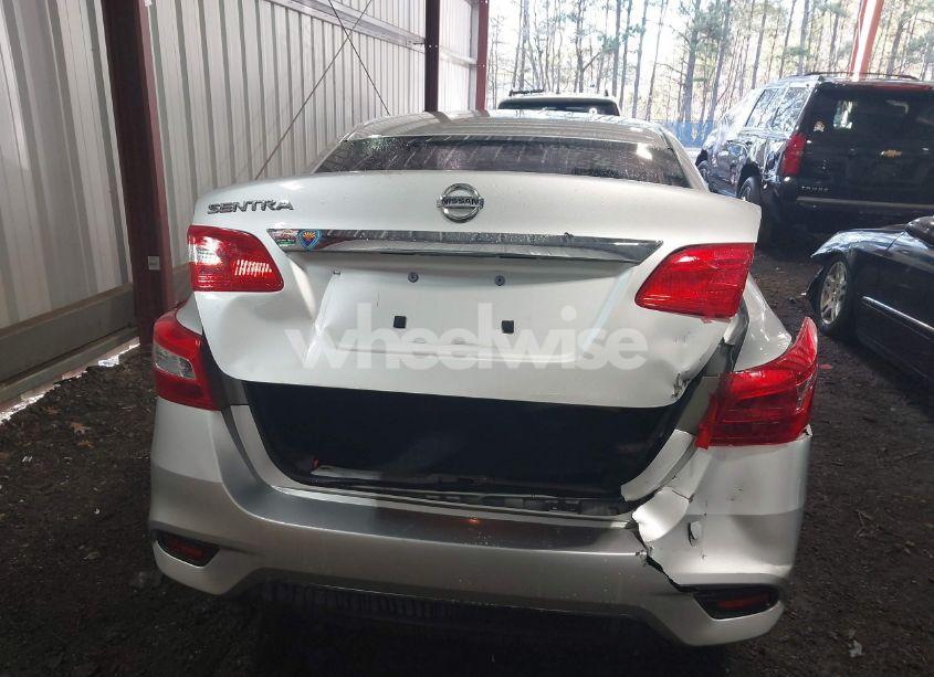 Photo 6 of 2016 Nissan Sentra S (VIN 3N1AB7AP3GL684819)