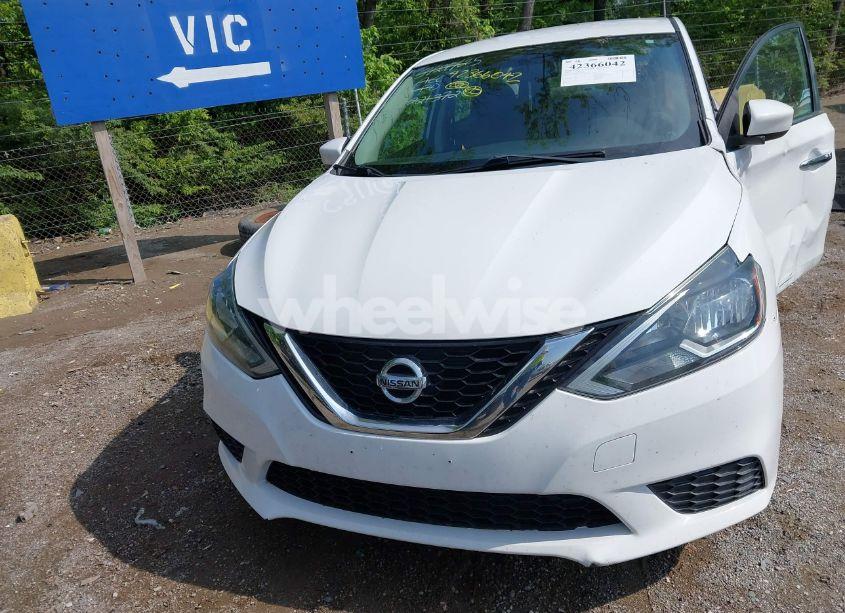 Photo 12 of 2016 Nissan Sentra S (VIN 3N1AB7AP3GY221372)