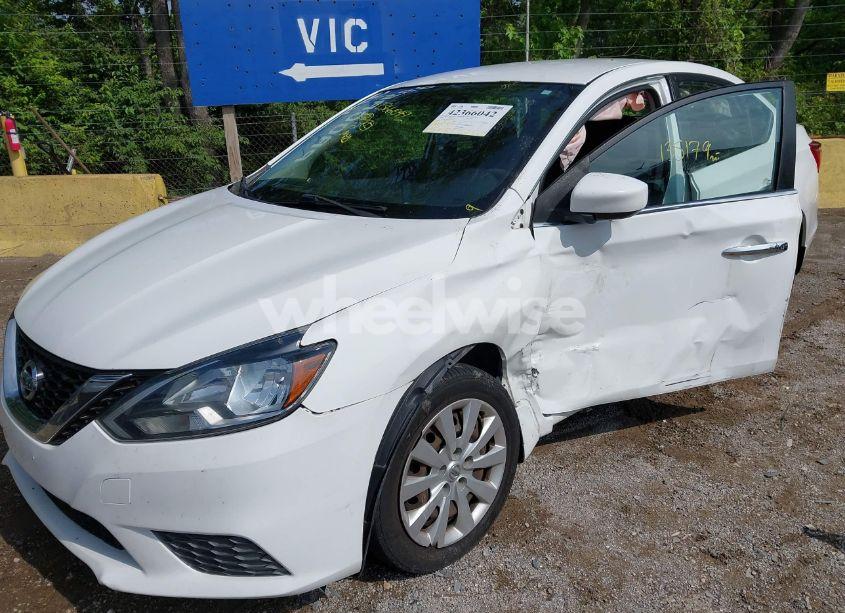 Photo 6 of 2016 Nissan Sentra S (VIN 3N1AB7AP3GY221372)