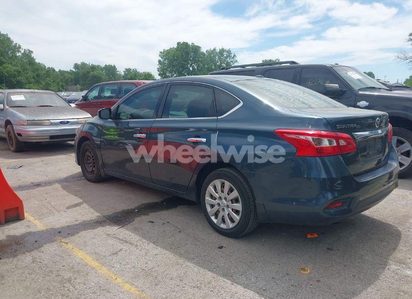 Photo 3 of 2016 Nissan Sentra SV (VIN 3N1AB7AP3GY233022)