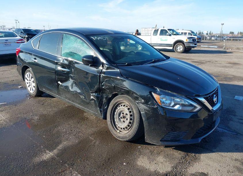 2016 Nissan Sentra S (VIN 3N1AB7AP3GY245462) main photo