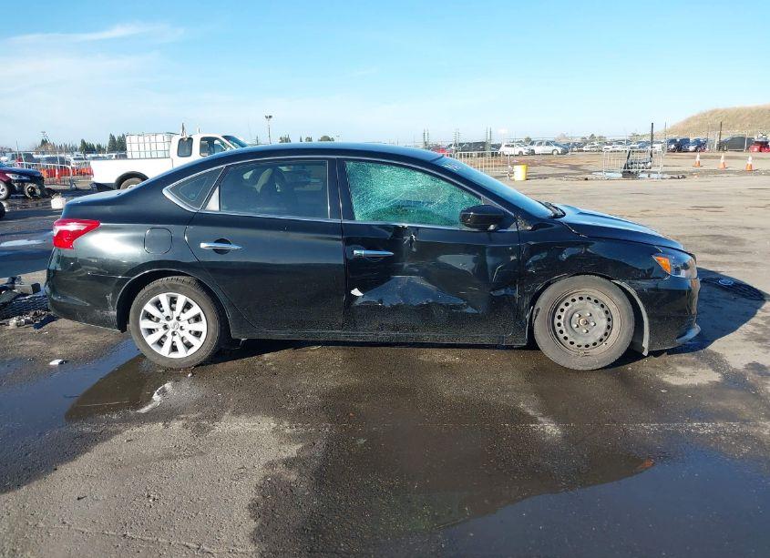 Photo 13 of 2016 Nissan Sentra S (VIN 3N1AB7AP3GY245462)