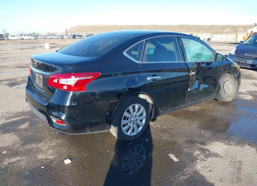 Photo 4 of 2016 Nissan Sentra S (VIN 3N1AB7AP3GY245462)